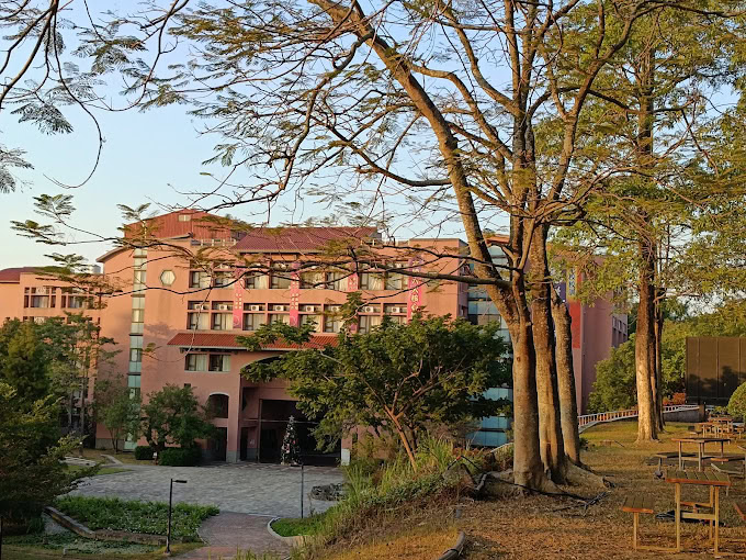 Thông tin tuyển sinh Đại học Huyền Trang kỳ thu 2024 3 image 1