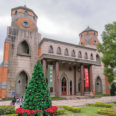 tuyển sinh đại học chân lý